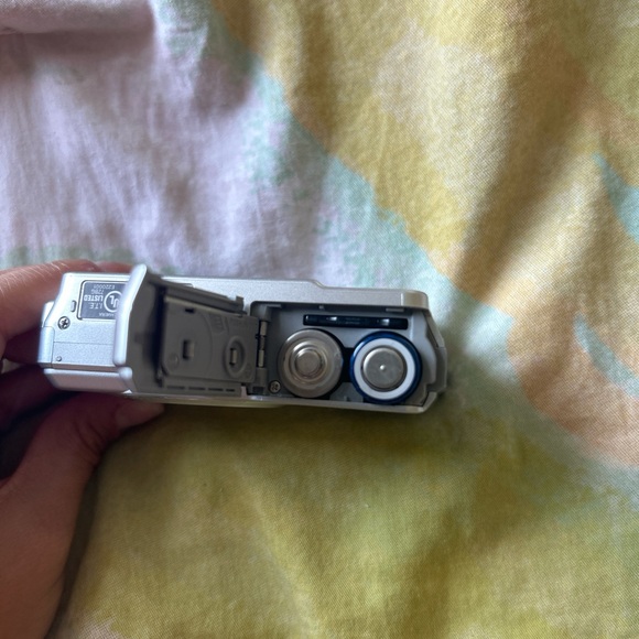 Sony Cybershot DSC-S930 Silver 10.1MP digital compact camera WORKing FULL Set - Picture 3 of 4